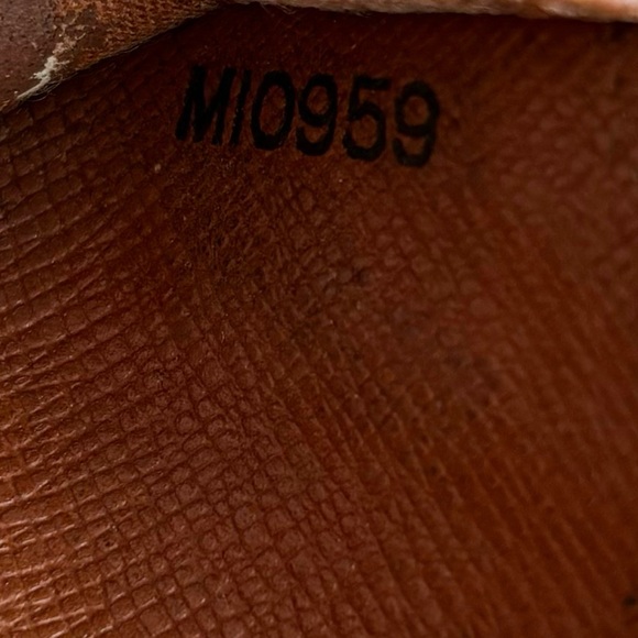 Auth Louis Vuitton Monogram Canvas Leather Zippy/Bi-fold Clutch Wallet - Picture 7 of 10